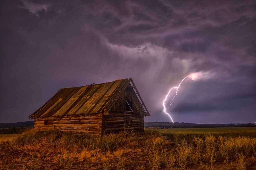 Brown Building with lightening. Photo Credit by Pexels
